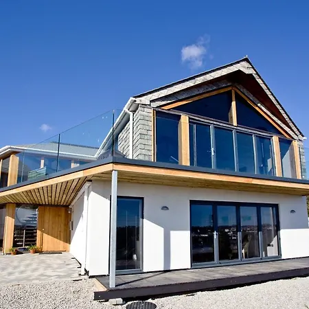 Seaways Bed And Breakfast-3